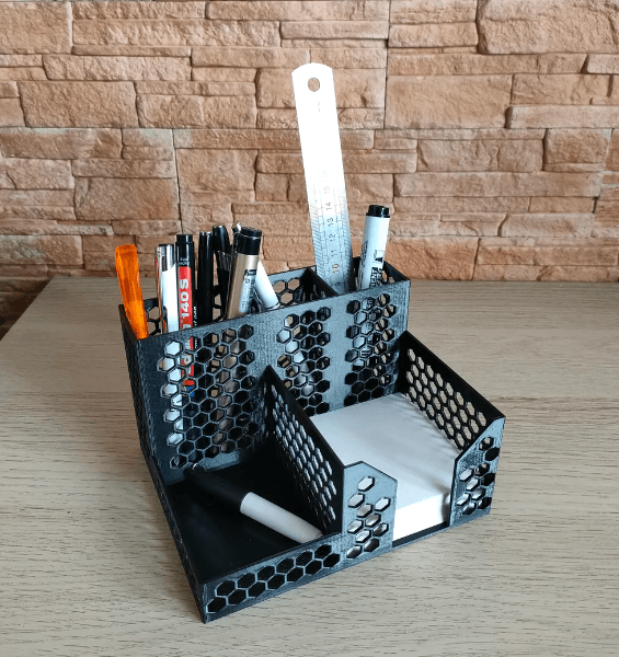 Desk organizer-pen holder 3d model
