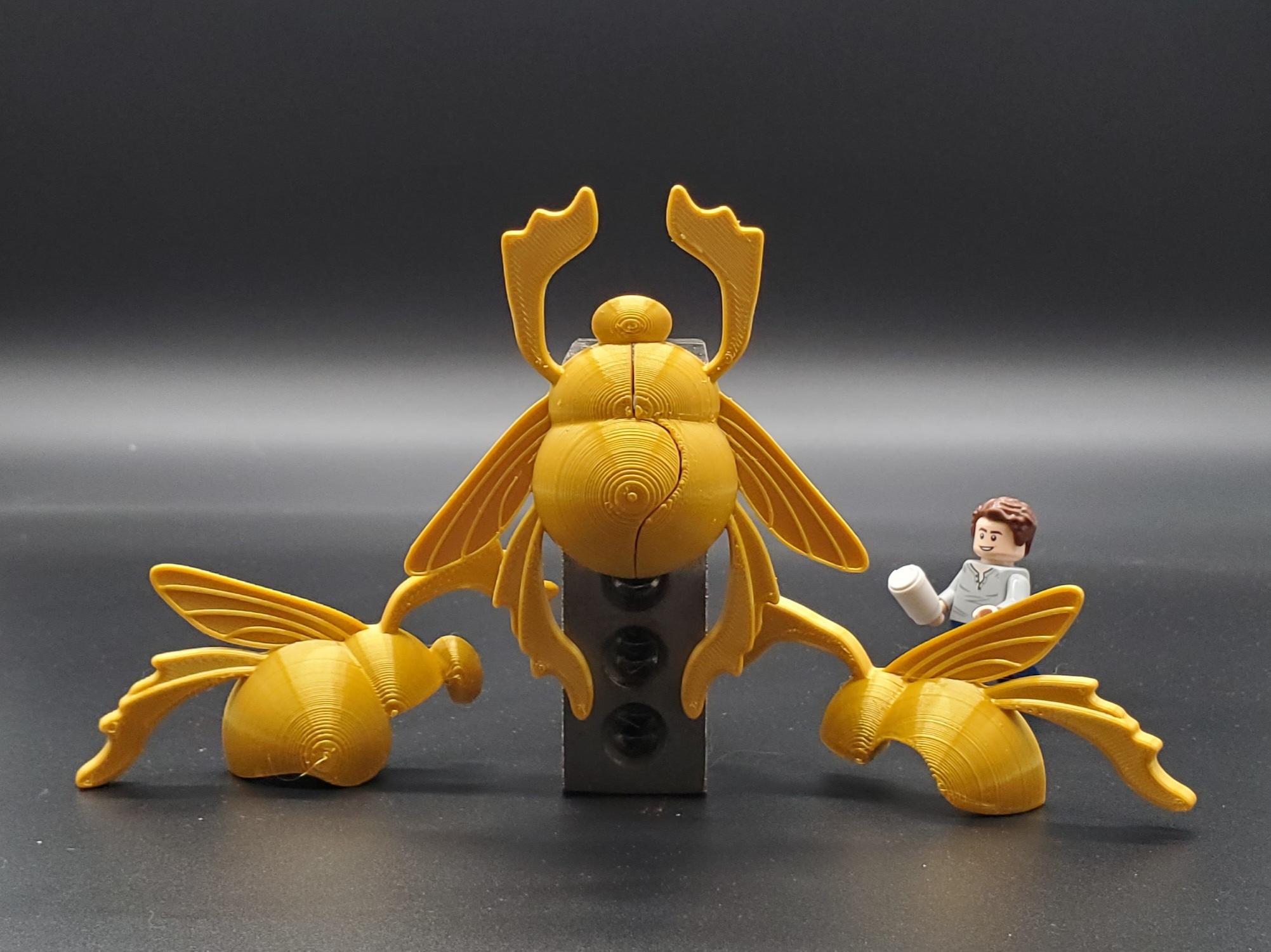 Golden Scarab Beetle 3d model