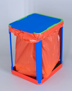 Wireframe Wastebin // Standalone Trashcan 3d model
