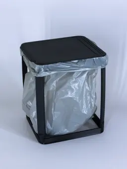 Wireframe Wastebin // Standalone Trashcan 3d model