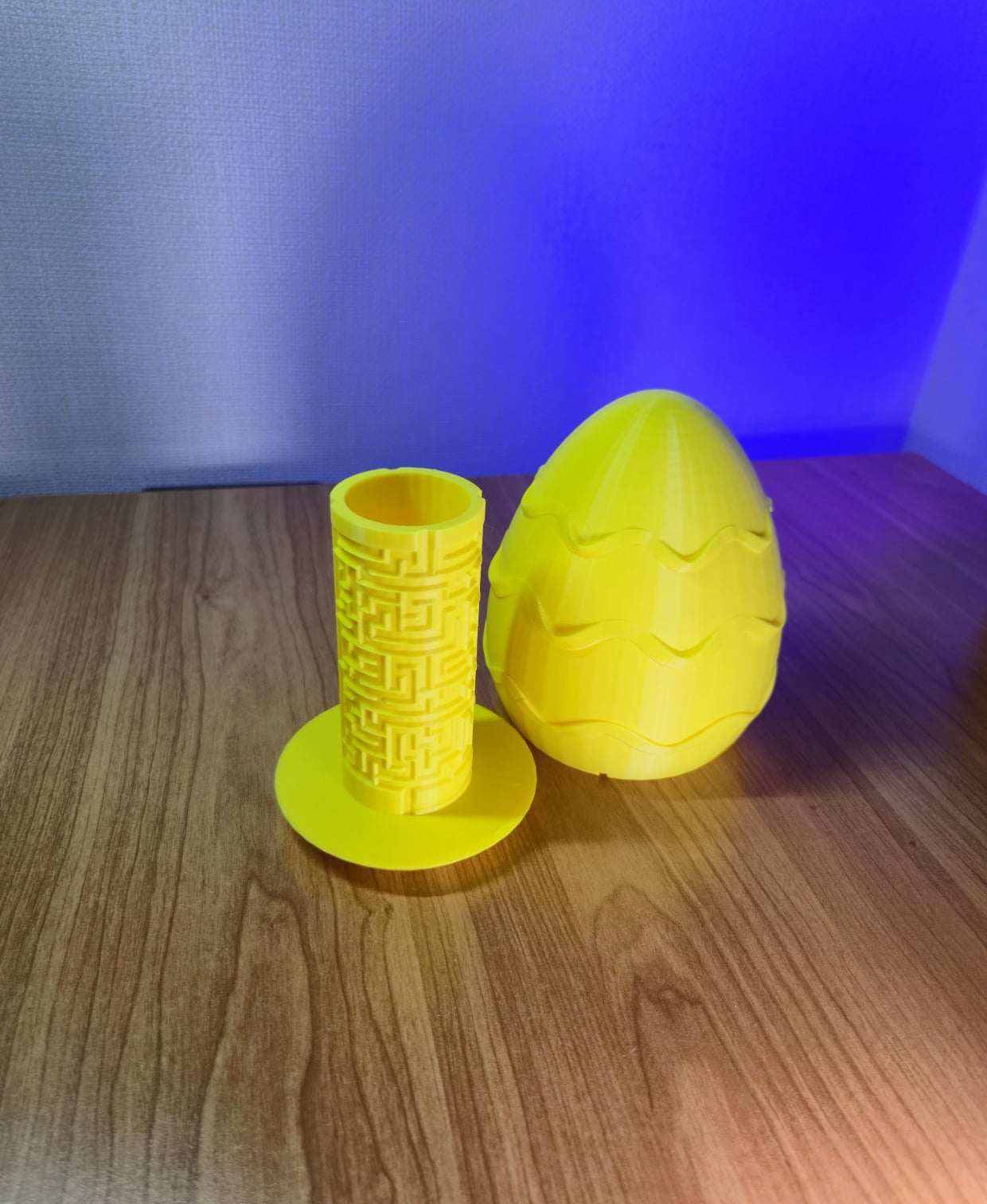 Easter Egg Cylinder Maze Gift Container 3d model