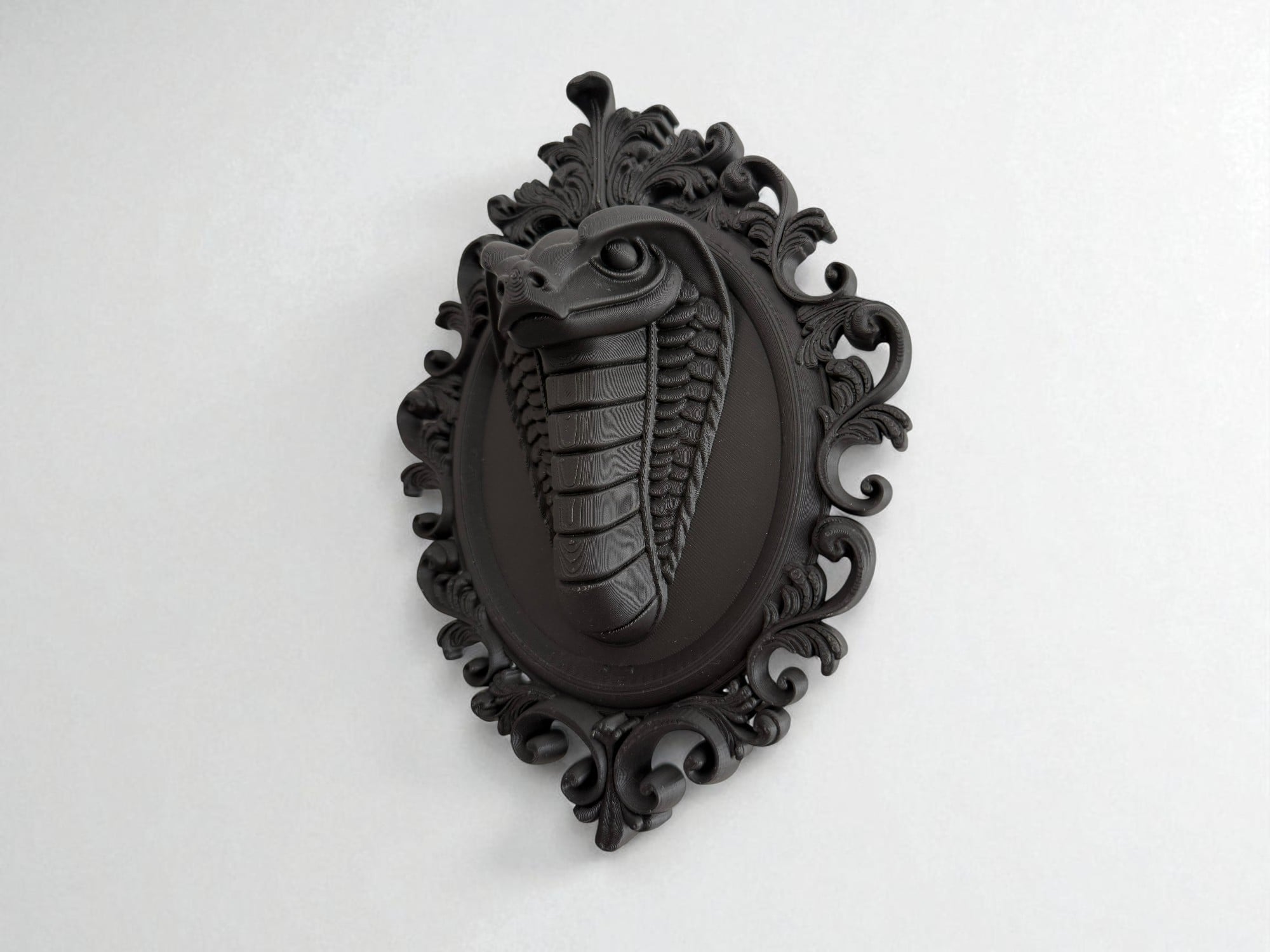Gothic Frame Snake Wall Mount | Baroque Snake Frame Sculpture 3d model