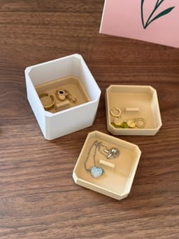 Nestlo Mini - Modular jewellery & trinket storage 3d model