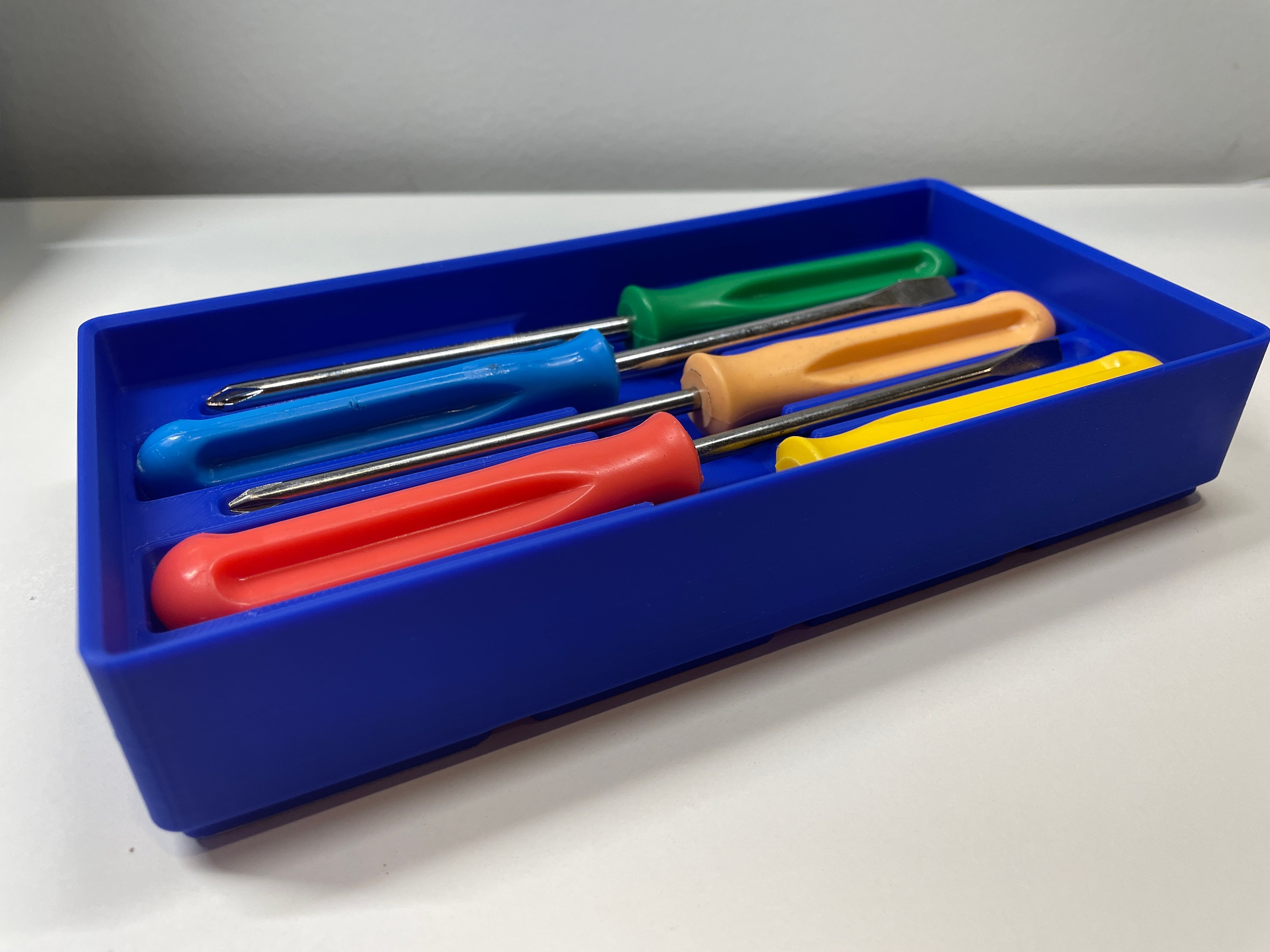 GRIDFINITY Horizontal Screwdriver Holder (Read Description) 3d model