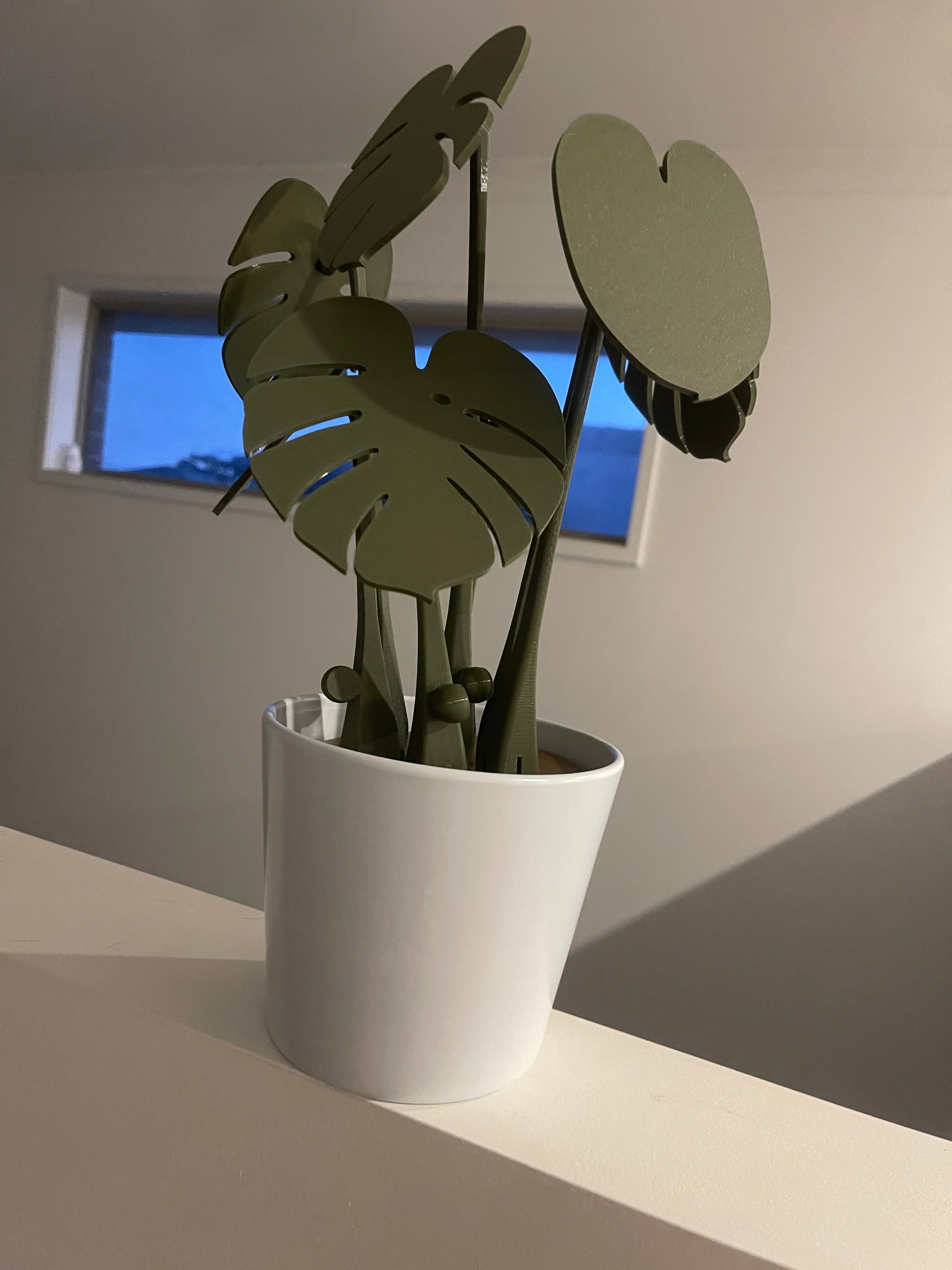 Adapted the dirt file and added extra leaves to fit all seven stems