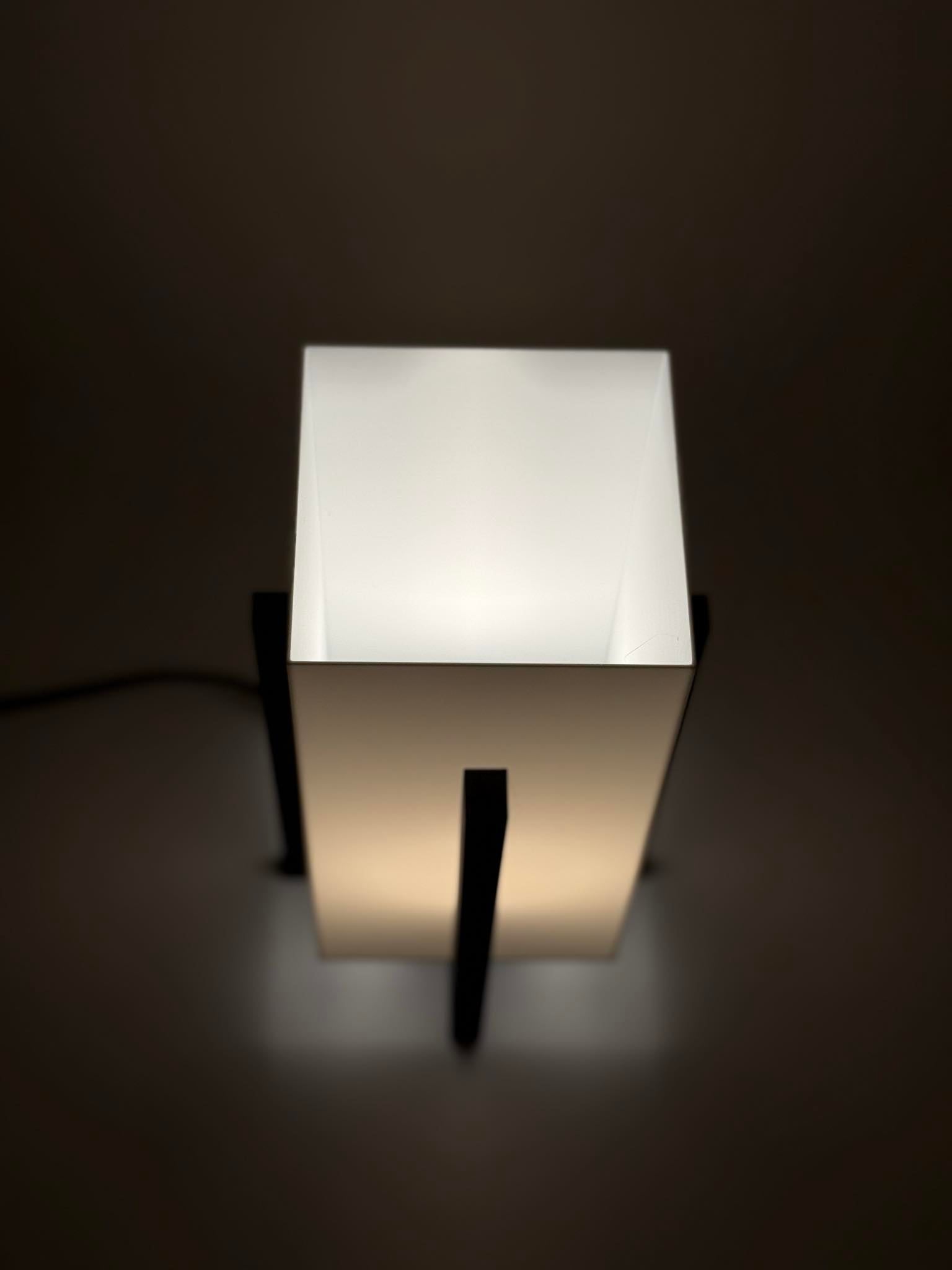 Small Table/Bedside Lamp - Harmonia 3d model