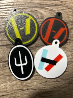 Twenty One Pilots Scaled and Icy Trident Logo Keychain (2021) 3d model
