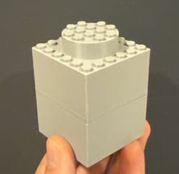 Minifigure Brick Egg w/Dragon Scale Version 3d model