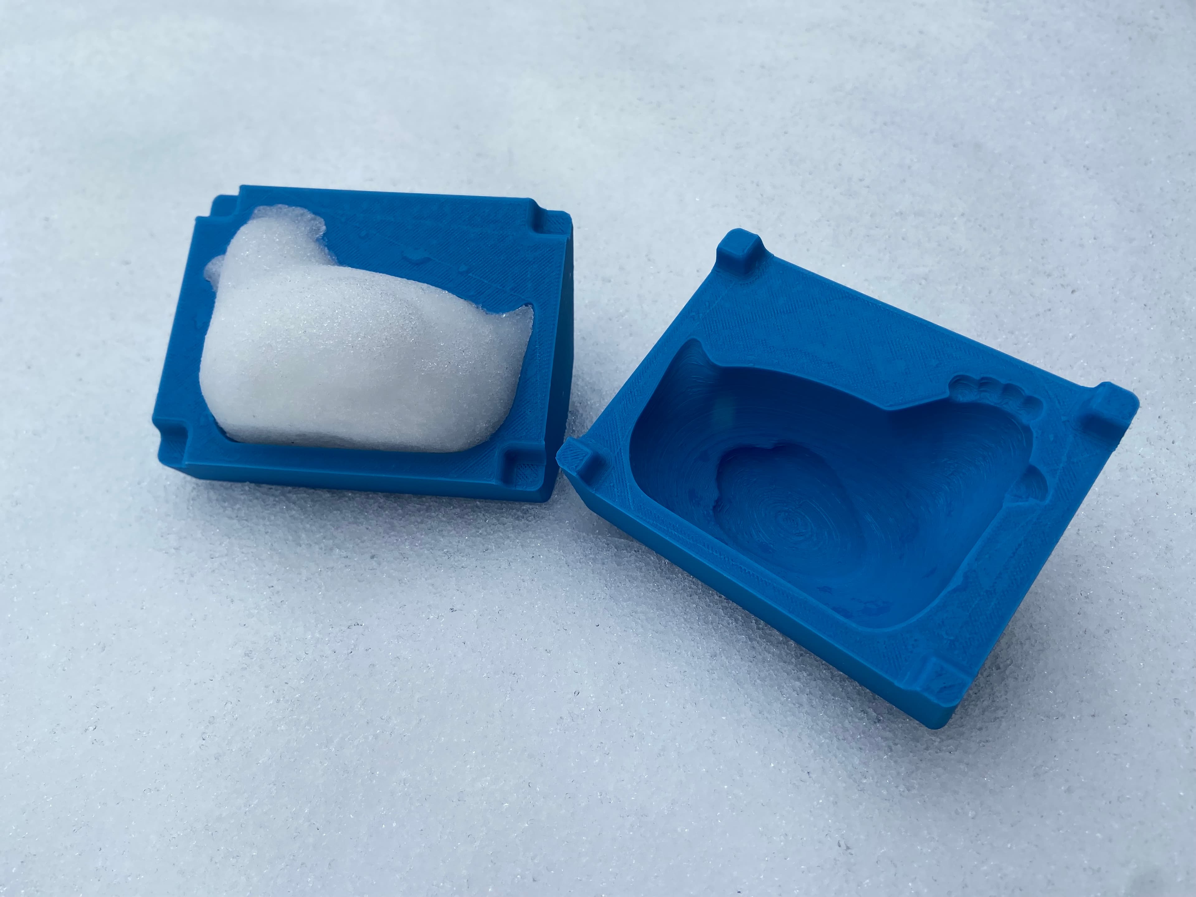 Snowball Mold: Chicken 3d model