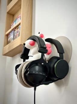 Cat Paw Wall-Mounted Headphones Holder 3d model