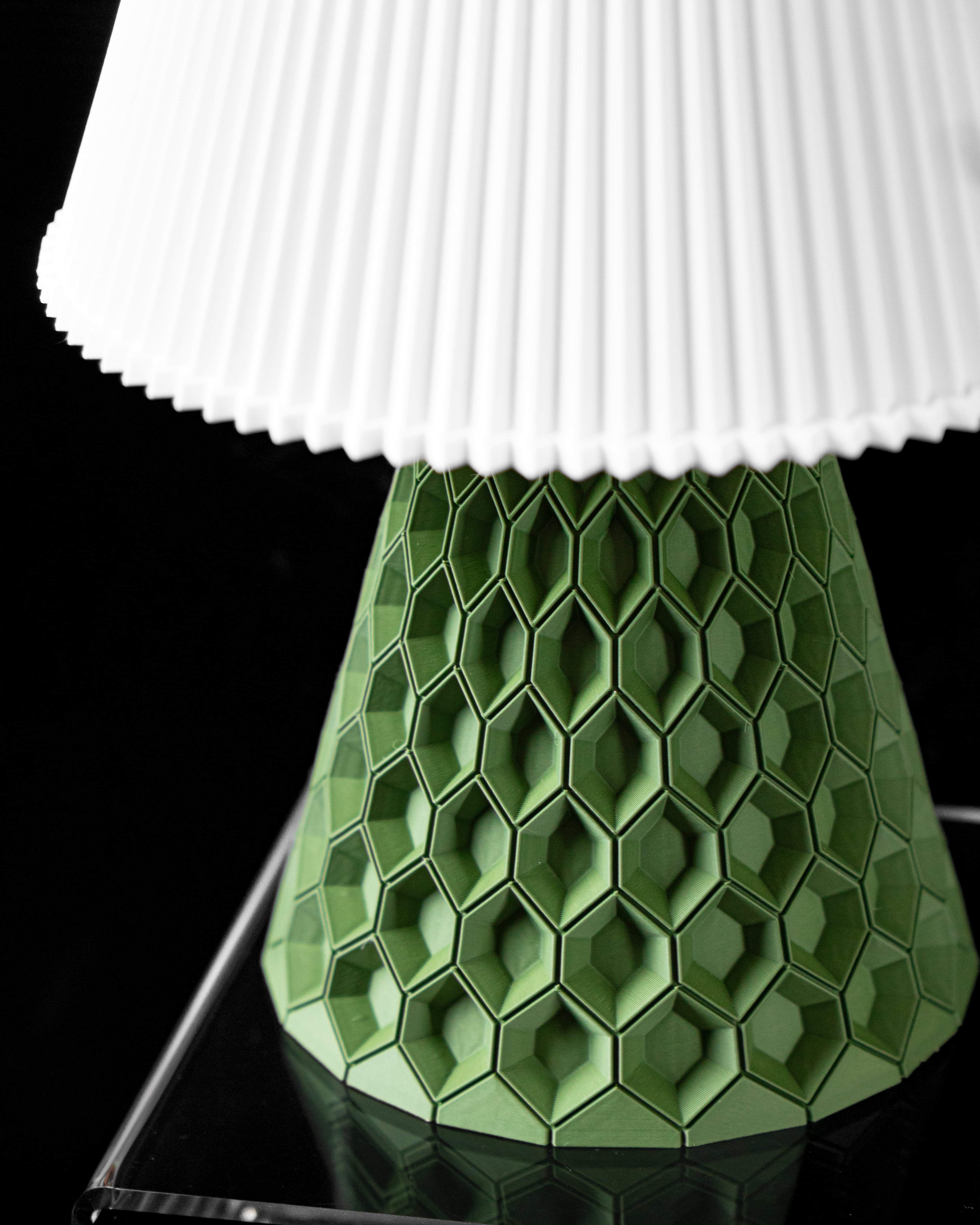Hexa Table Lamp by MODERN MACHINE 3d model