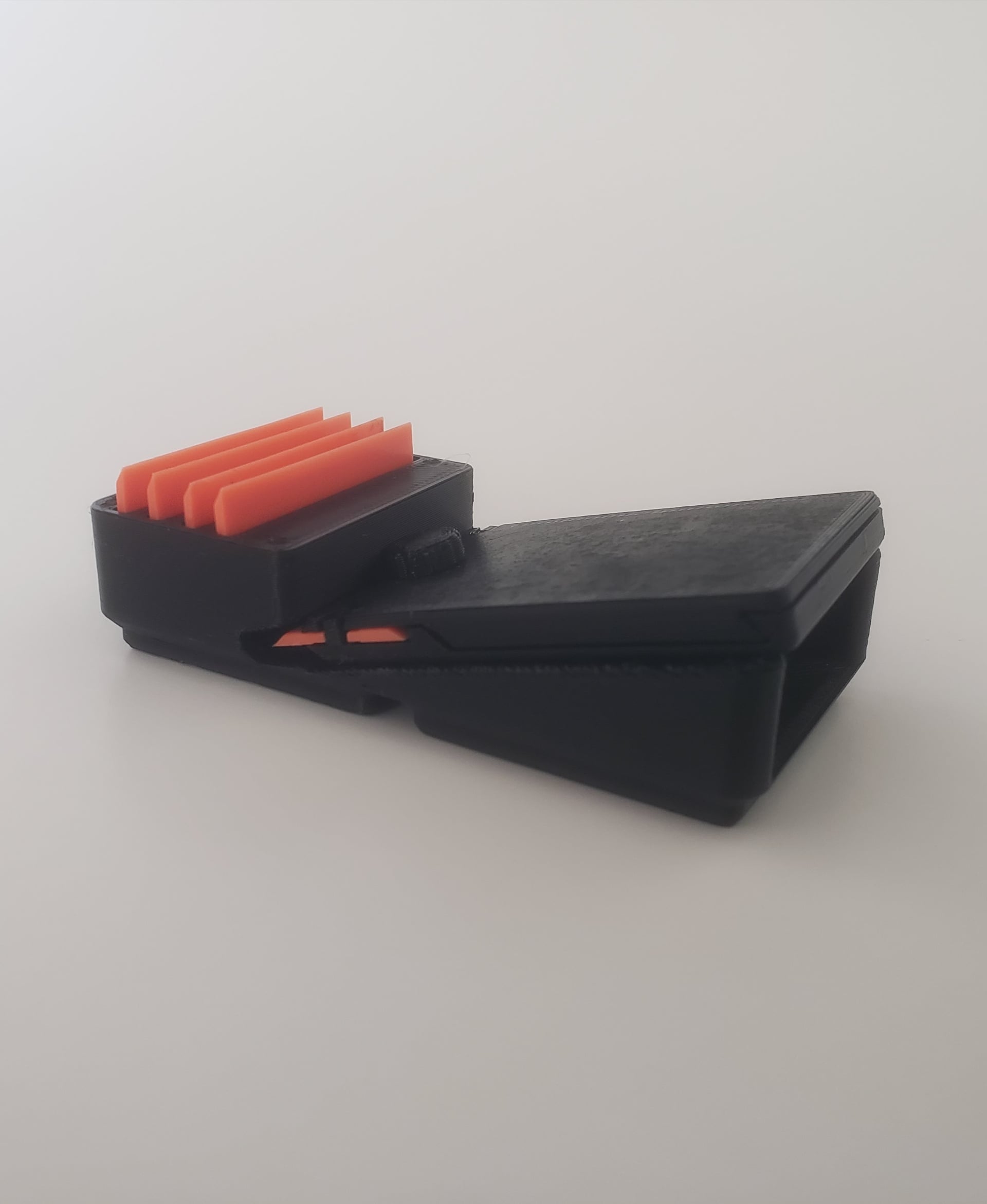 Razor Bed Scraper With Storage 3d model