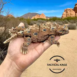 Articulated Horned Lizard | Pre-Painted + Optional 6mm Glass Eye Version 3d model