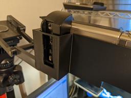 Handycam HDR-TG5V and Station Desk shooting holder