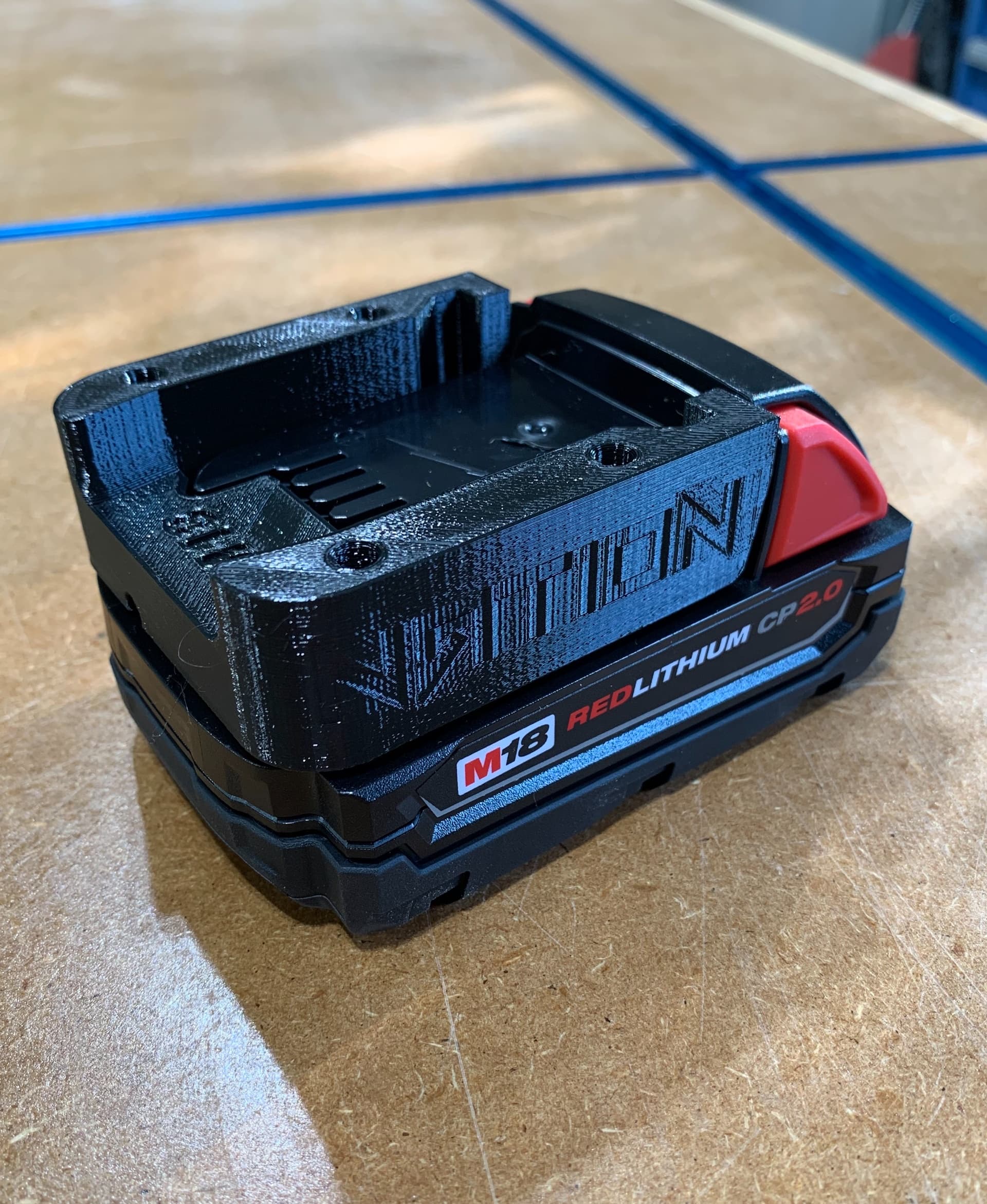Milwaukee M18 Battery Mount - Milwaukee 18V Battery Mount - 3d model