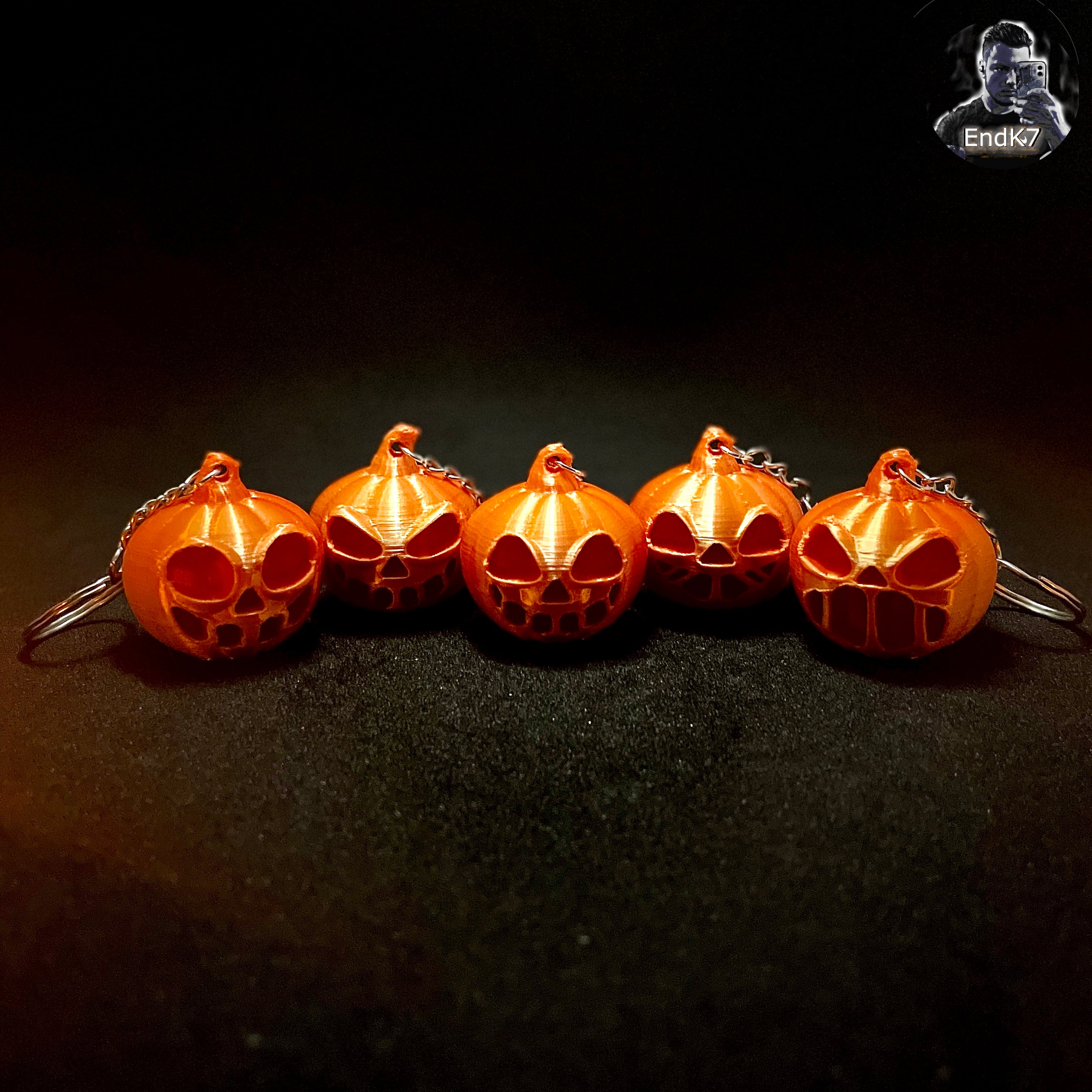 PumpkinKeychain - 5 Versions - Halloween 3d model