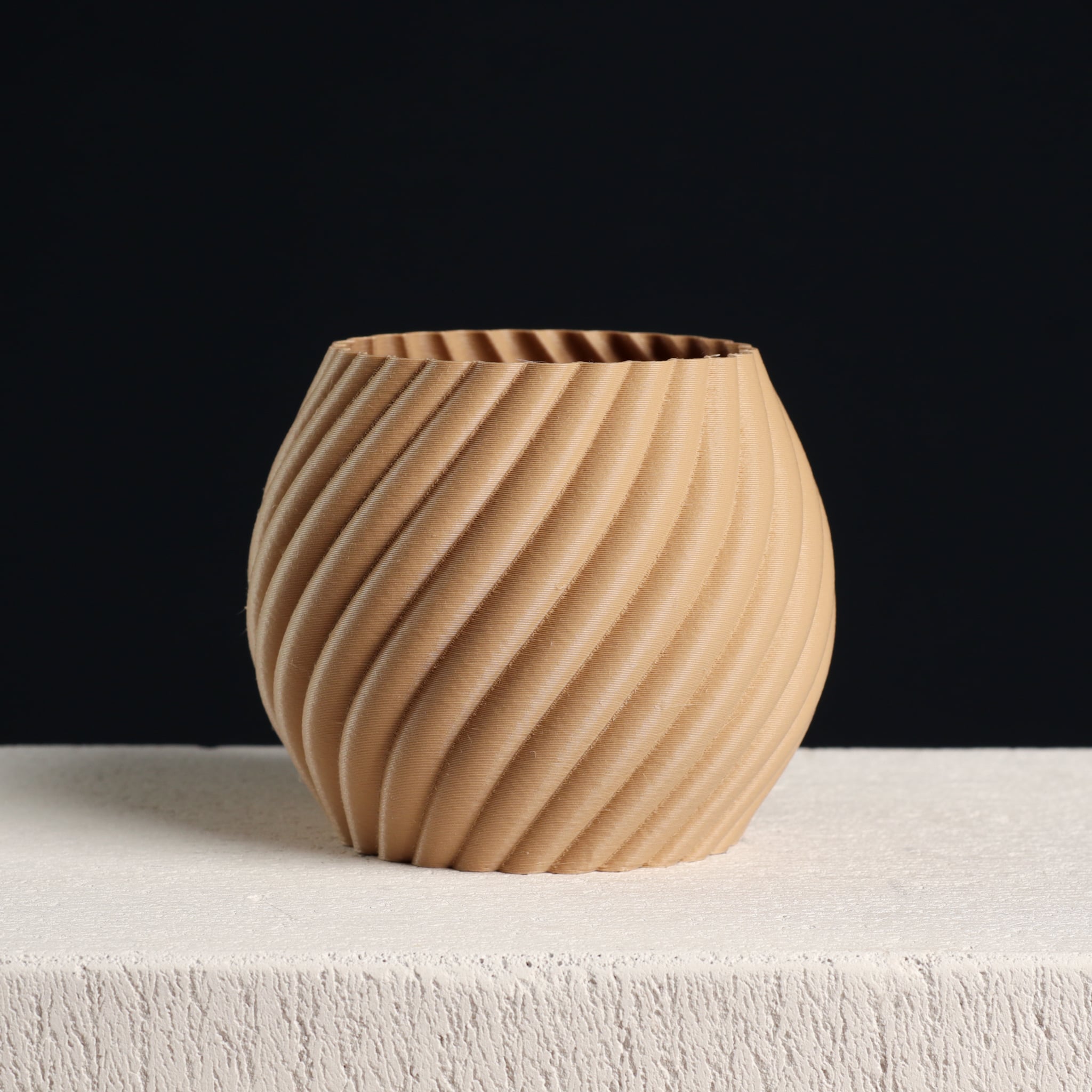 Swirl Sphere Plant Pot, Vase Mode & Shelled 3d model