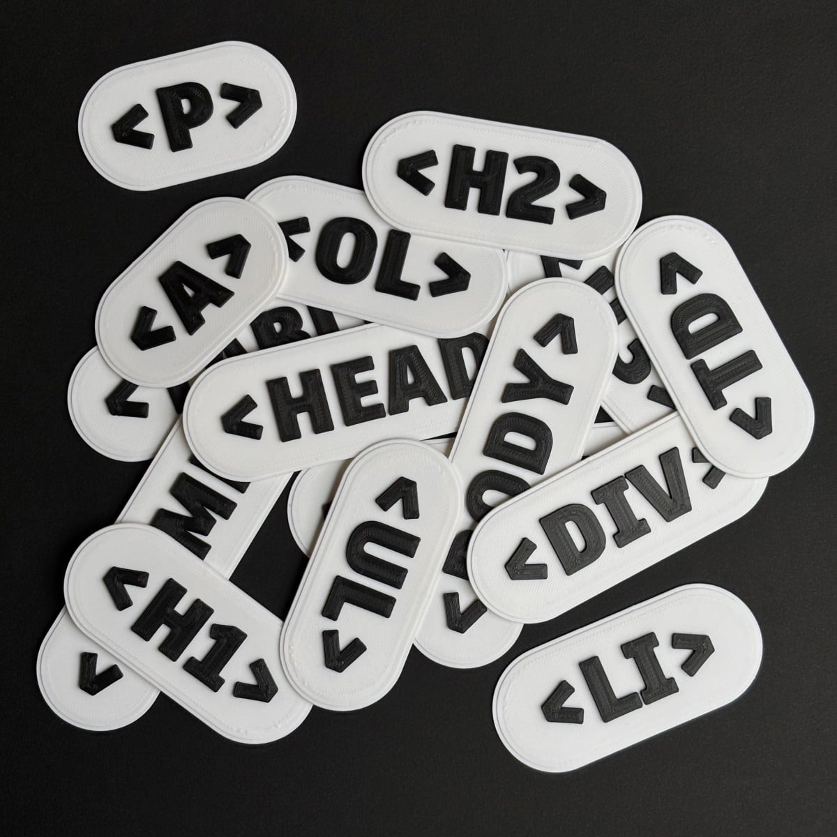 Decorative plates with HTML tags 3d model