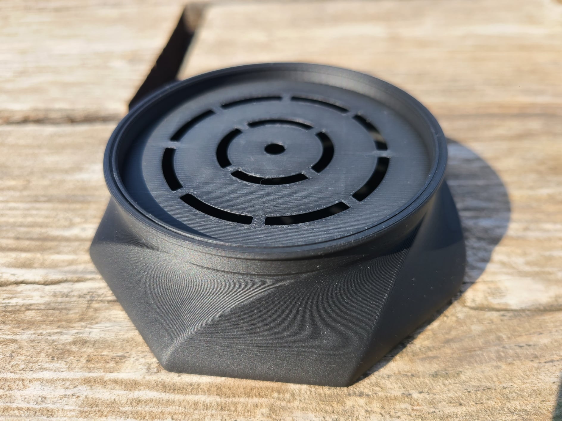 Upcycled Planter Can 3d model