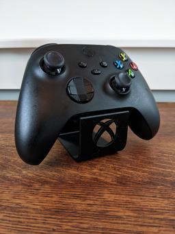 Remix of Simple Xbox One Controller Desktop Stand