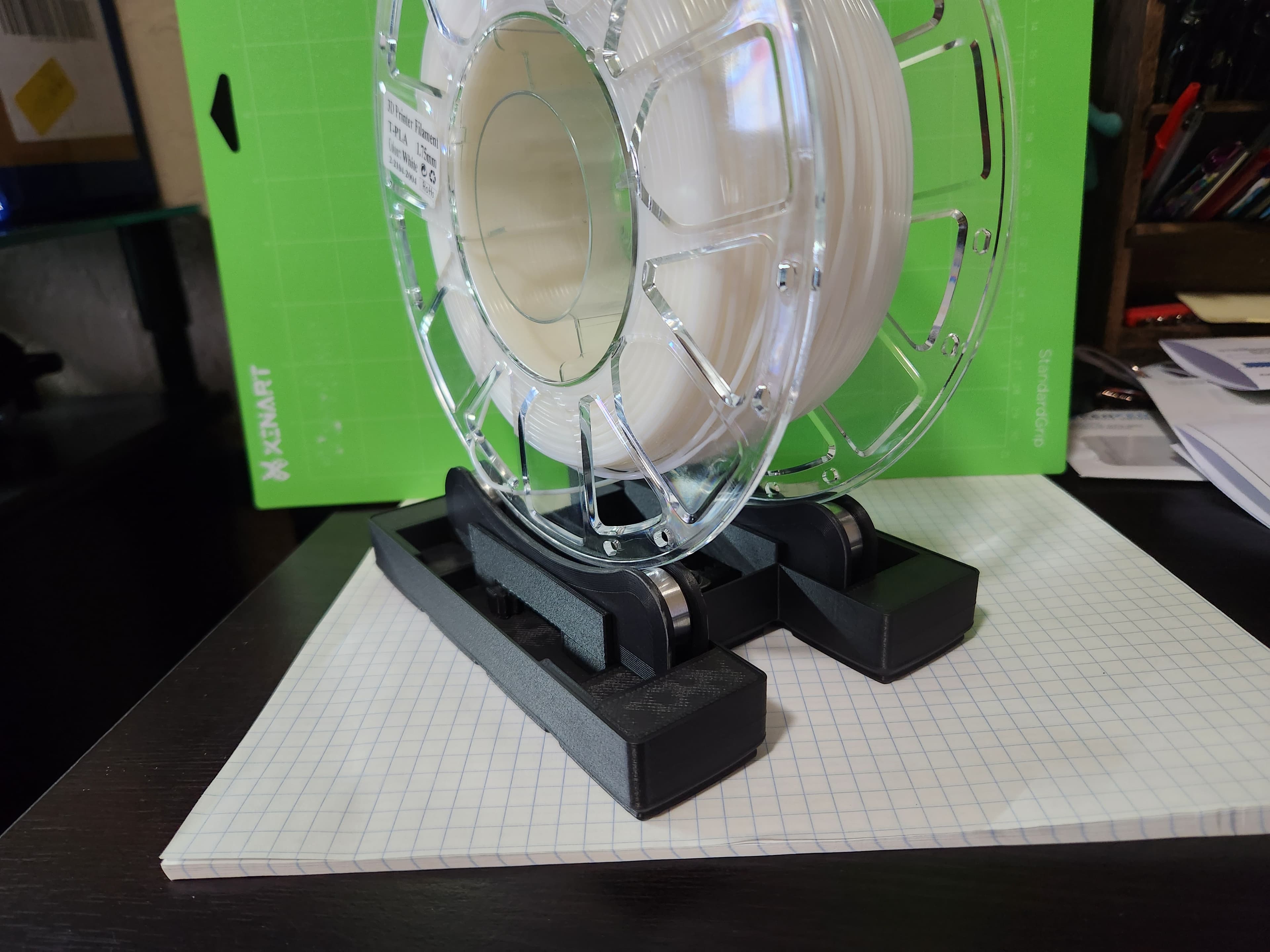 Brazillian TUSH Holder (a gridfinity spool holder).stl 3d model