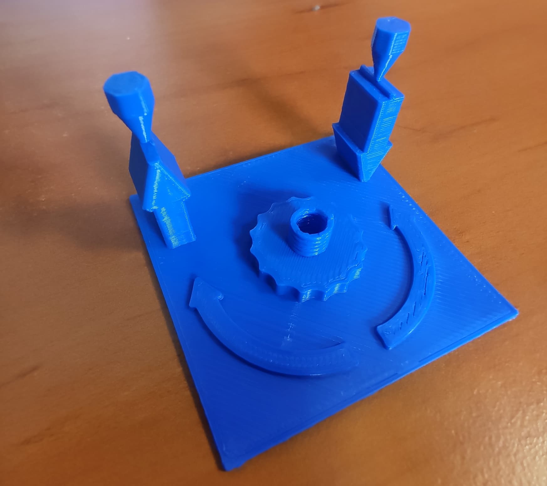 Turn direction manual for table screws 3d model