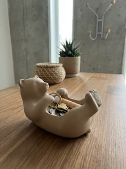 Minimalist Bear Valet Tray – Modern Entryway Key Holder & Catchall Dish 3d model