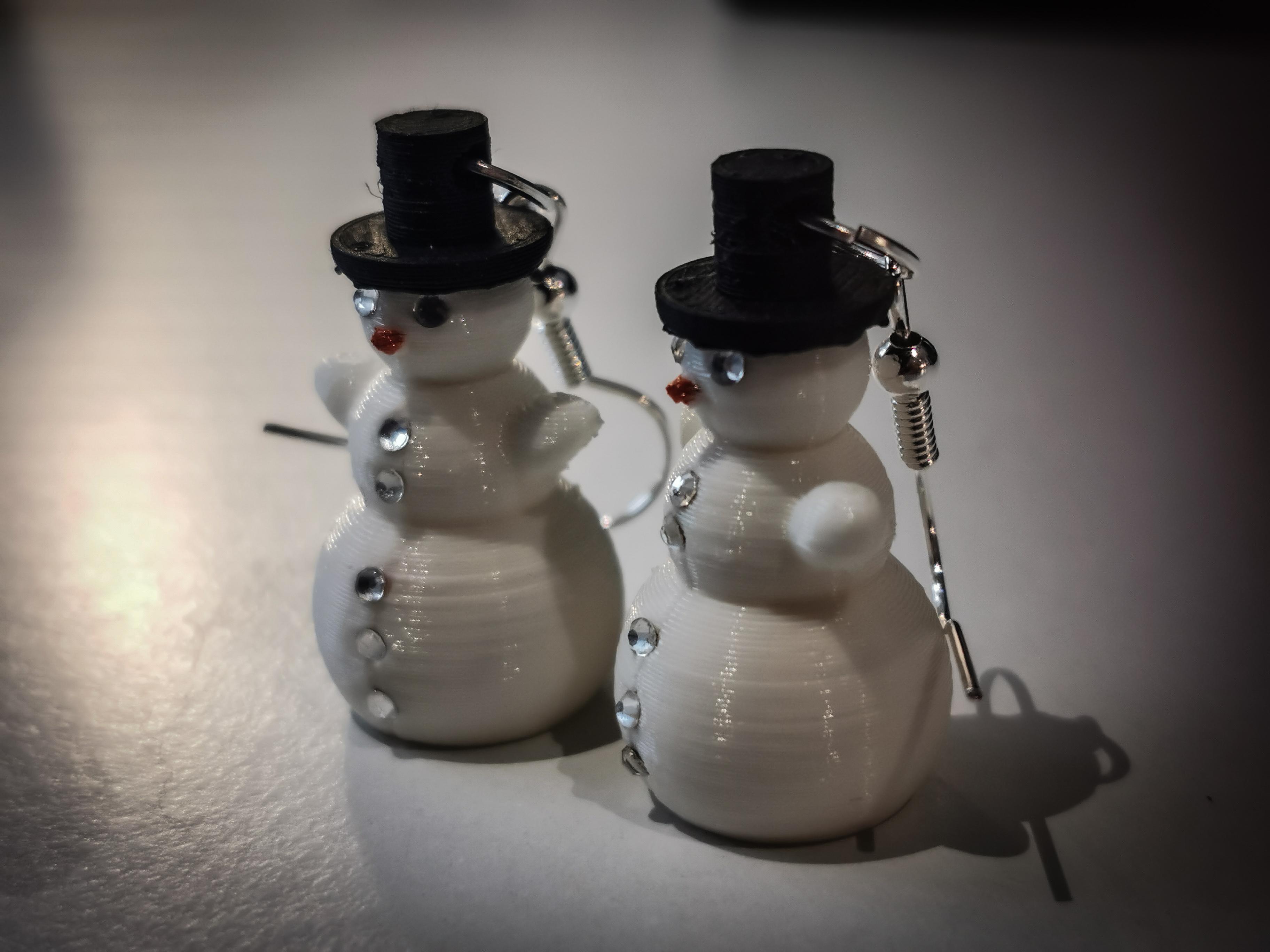 Snowman Earrings 3d model