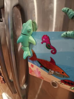 shark magnet - FREE - articulated fidget toy 3d model
