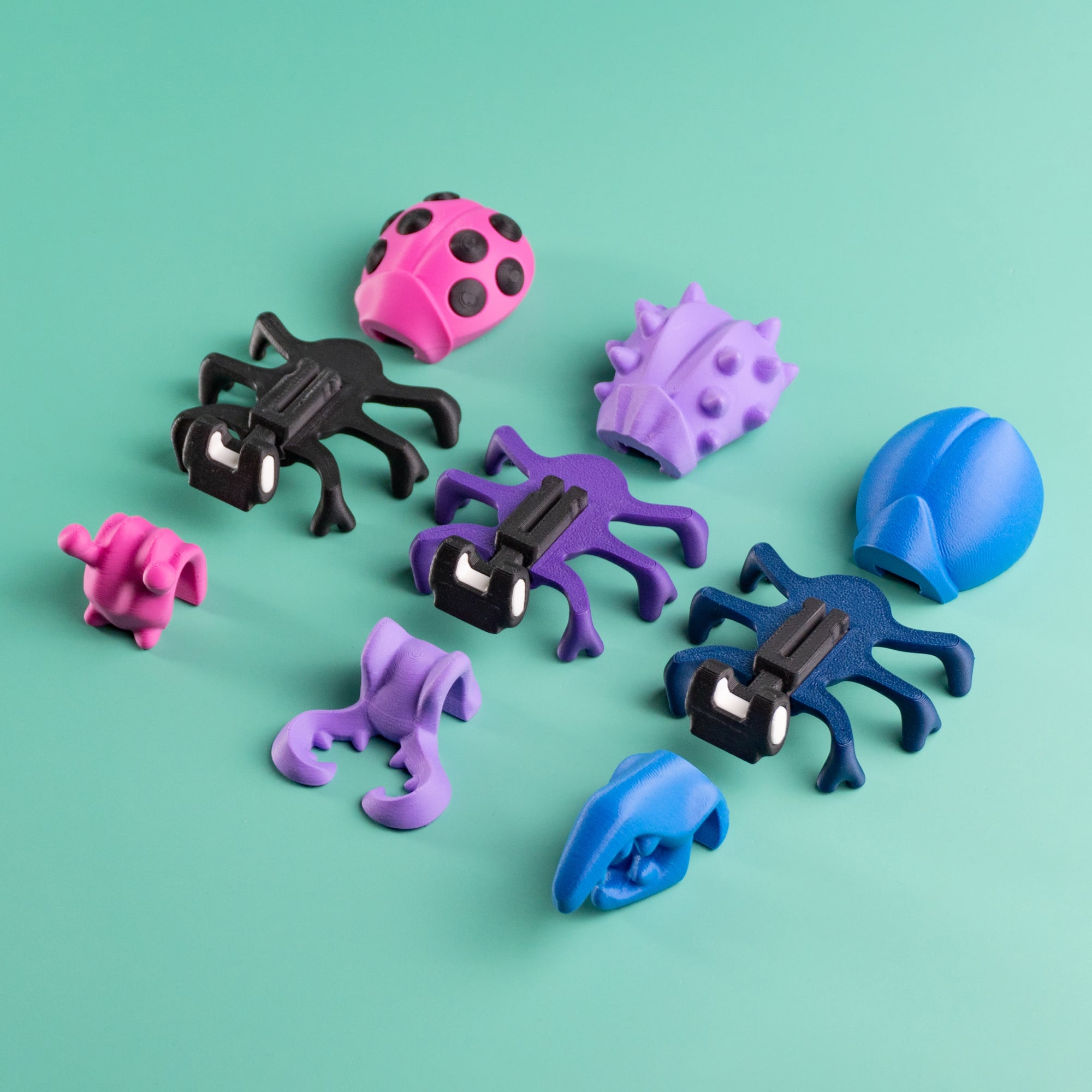 Blob Beetles - Mini Modular Art Toy with Log Container 3d model