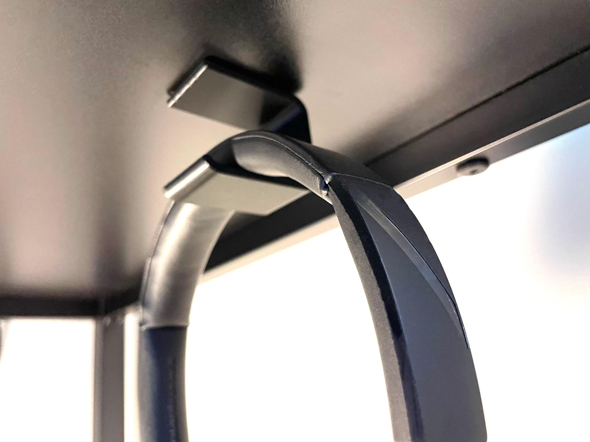 Headphone Mount (Under Desk) 3d model