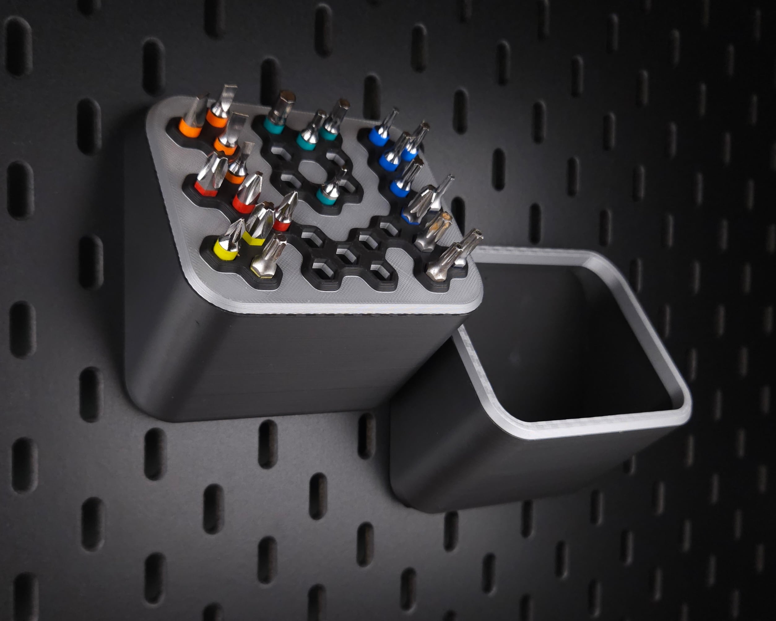 SKADIS Bit Holder - Large Pocket / Bin 3d model