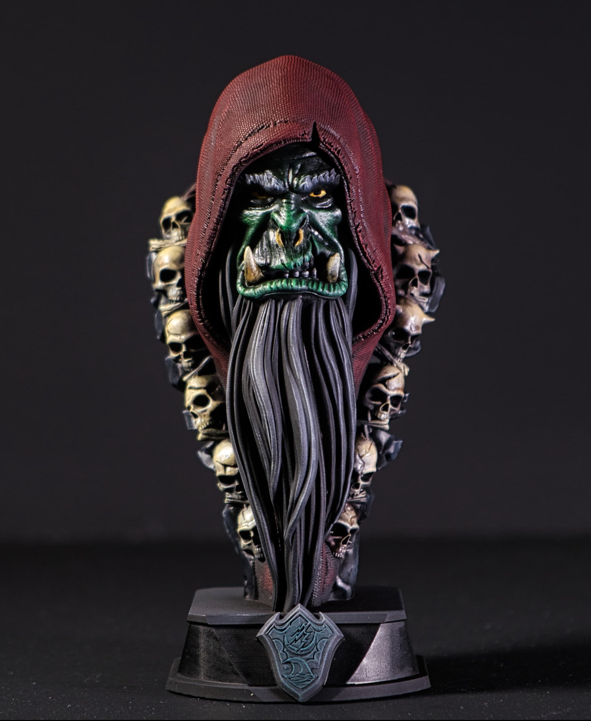 Gul'dan Bust - Printed on Elegoo Saturn with Siraya Tech Navy Grey resin. Painted with Monument Hobbies ProAcryl