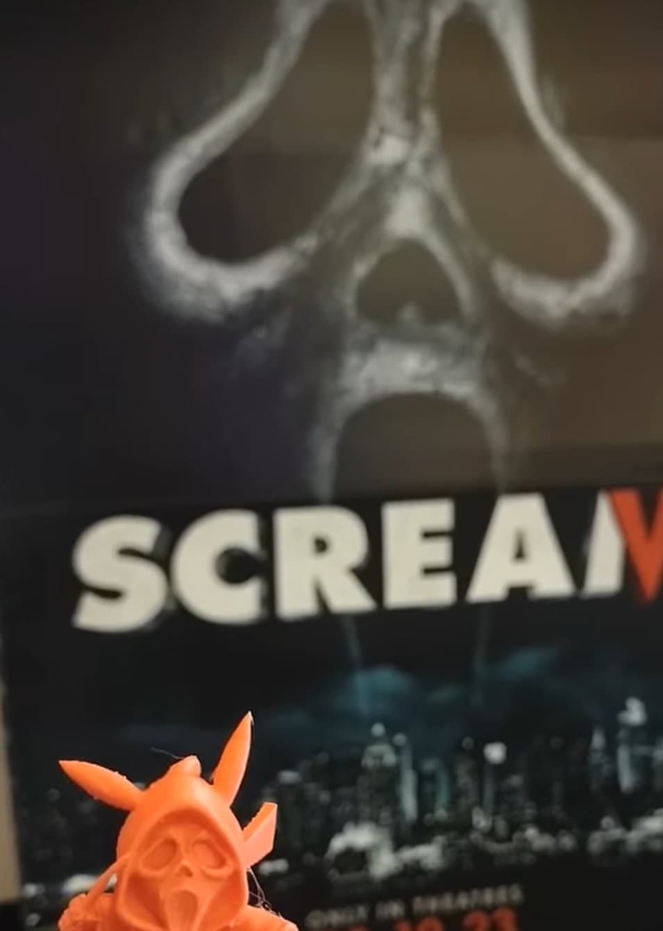 "Now you see red"