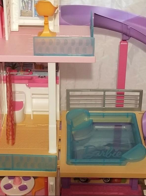 Barbie Dreamhouse Pool 3d model