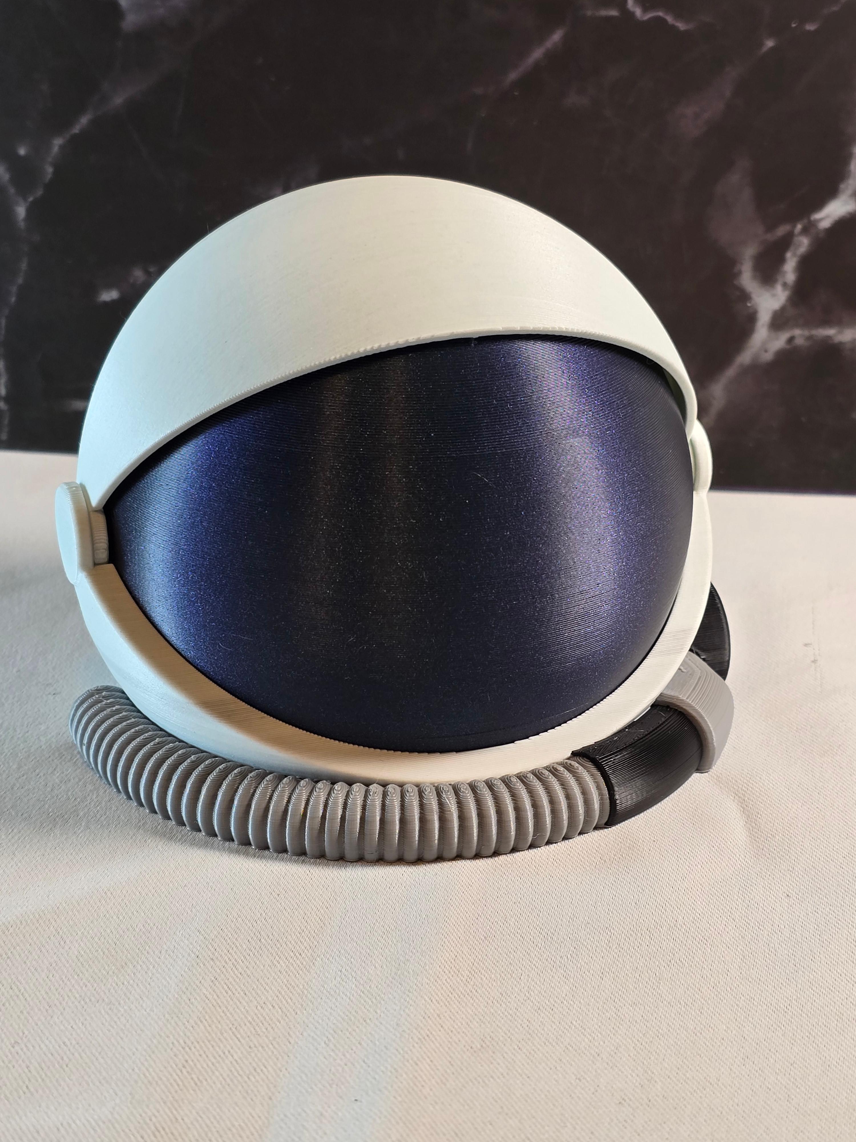 Astronaut Helmet Speaker Base fits Amazon Echo Dot 3d model
