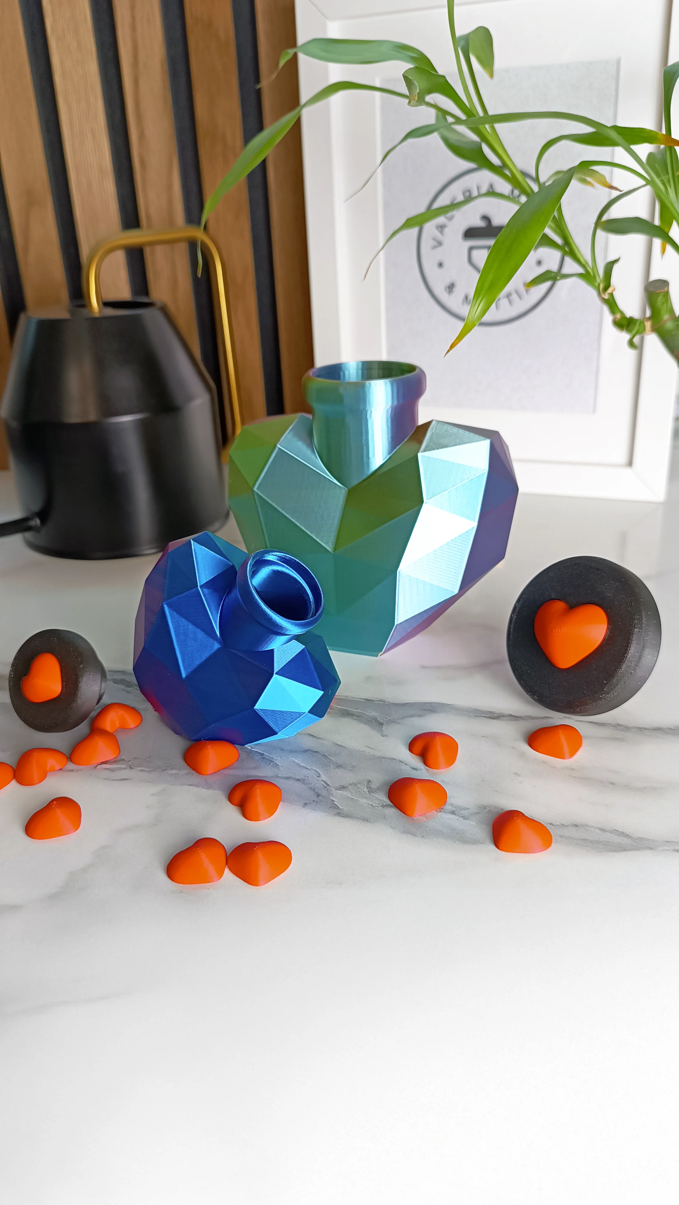 Love Potion LowPoly + Heart Lid, 2x Heart Shaped, No Support 3d model