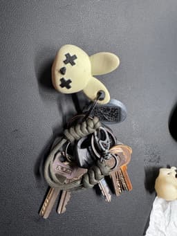 NFC KEYCHAIN-Dead-Rabbit-Head.stl 3d model
