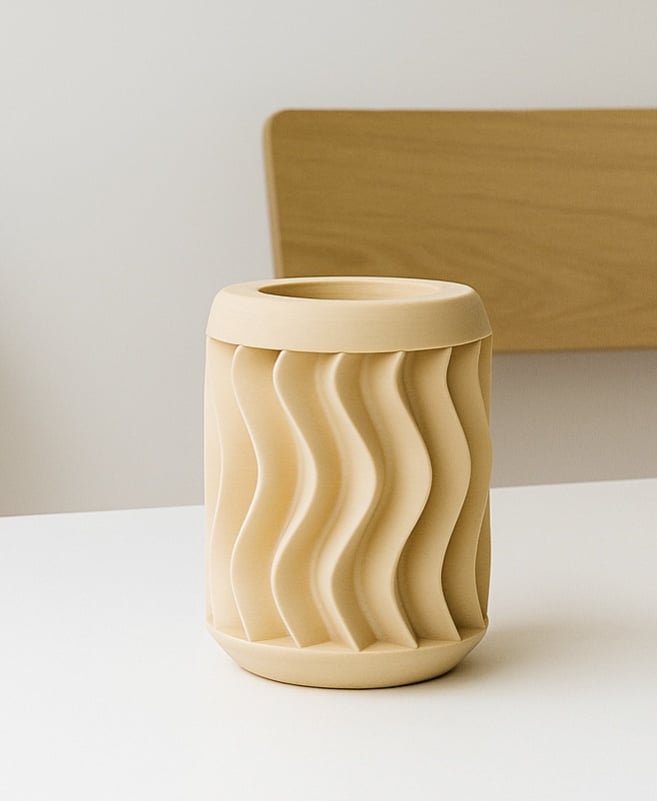 Beige Wavy Vase – Modern Scandinavian-Style Vase for Home Decor 3d model