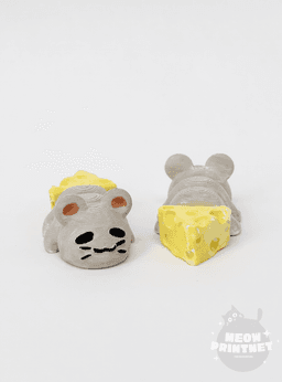 Flexible mouse tail with cheese 3d model