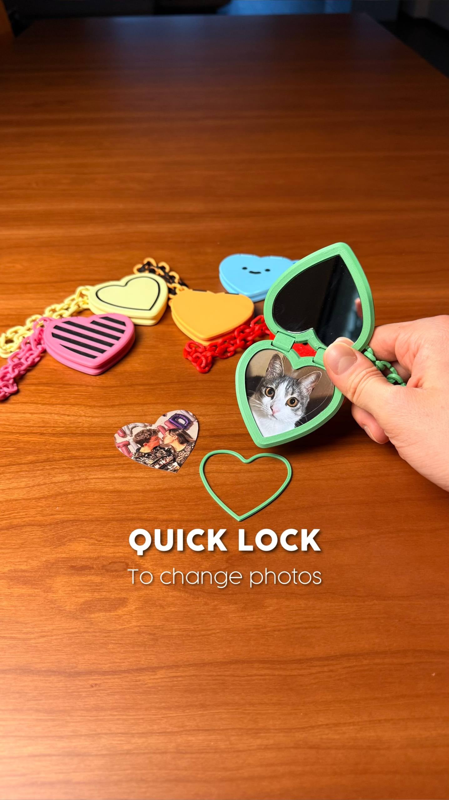HEART LOCKET | MIRROR OR PHOTO HOLDER 3d model