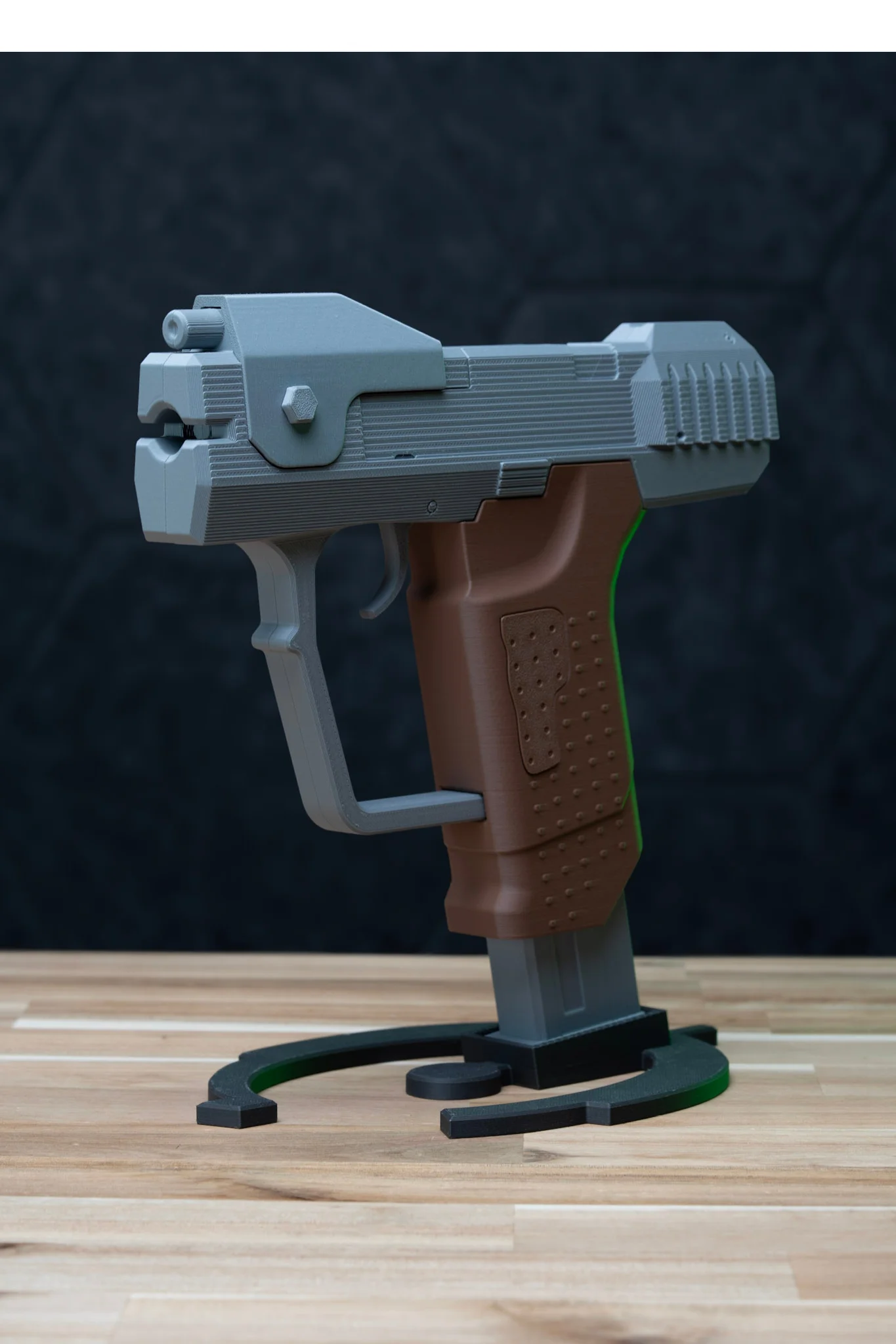 M6D Magnum - Halo Cosplay Prop Kit | No Supports, No AMS, No Glue 3d model