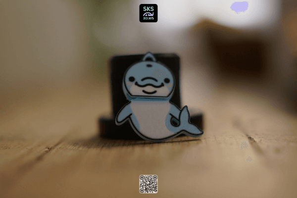 Dolphin Wiggle Head Keyring 3d model