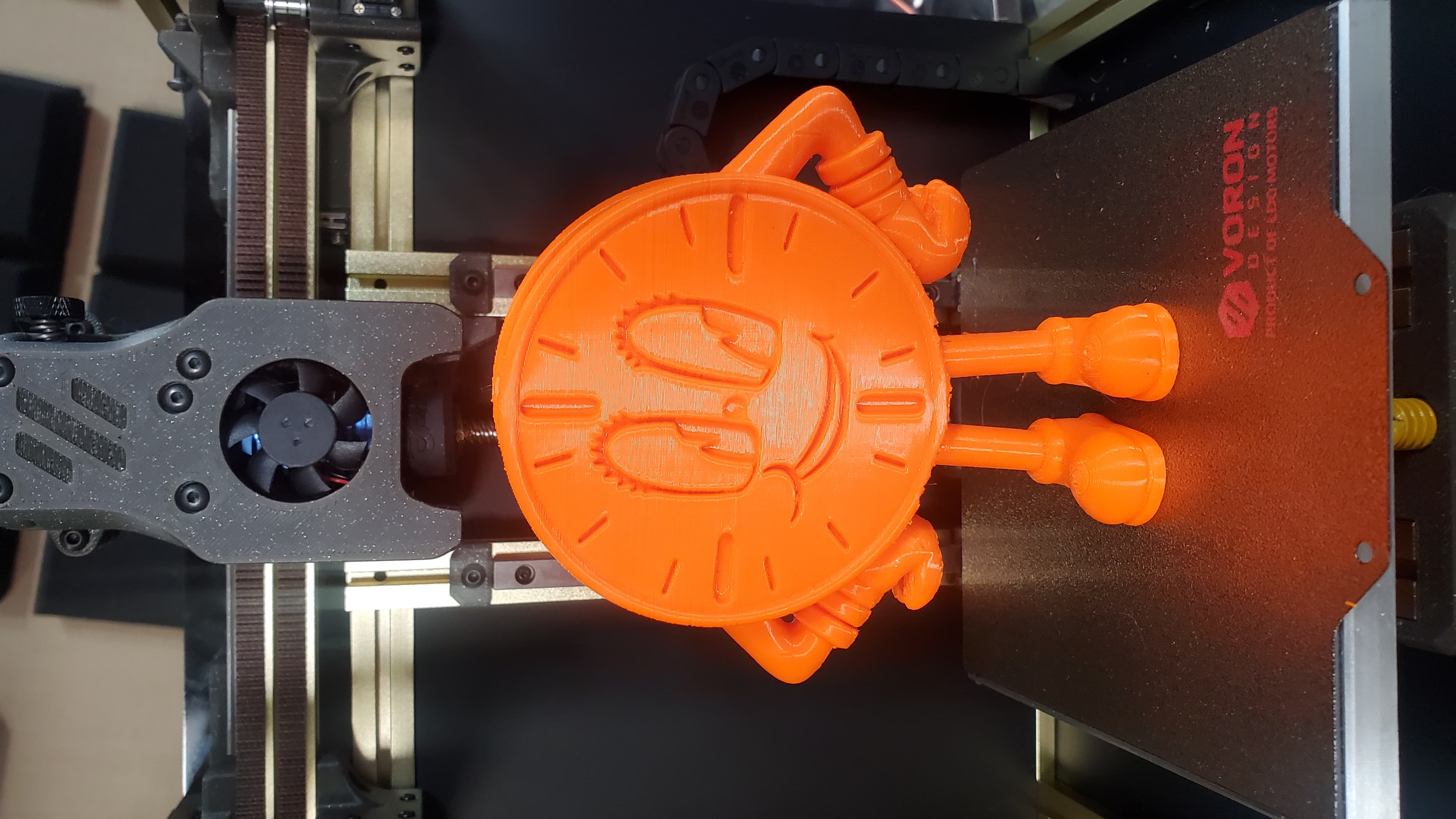 HEY Y'ALL
voron v0.1
.15mm lh .4mm nozzle
Jessie pla mystery orange