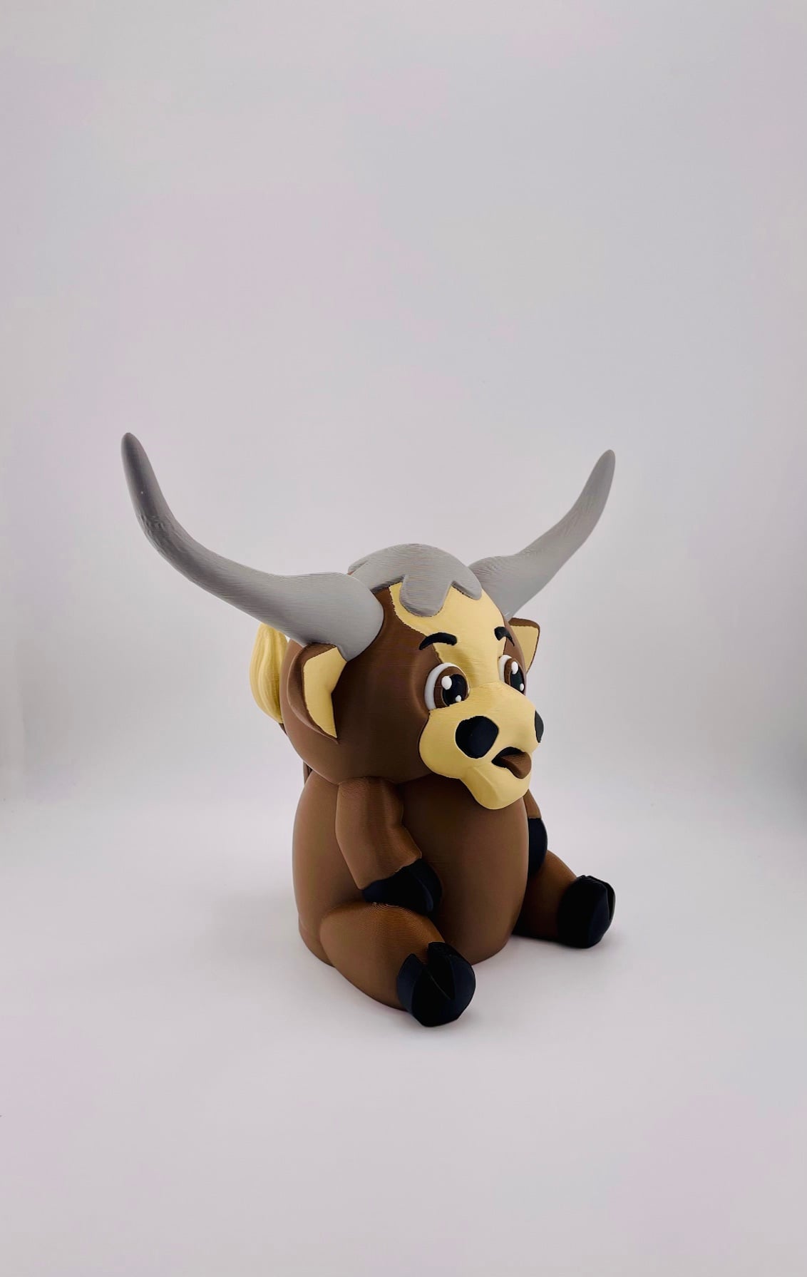 Plain Longhorn Cow Sitting 3d model
