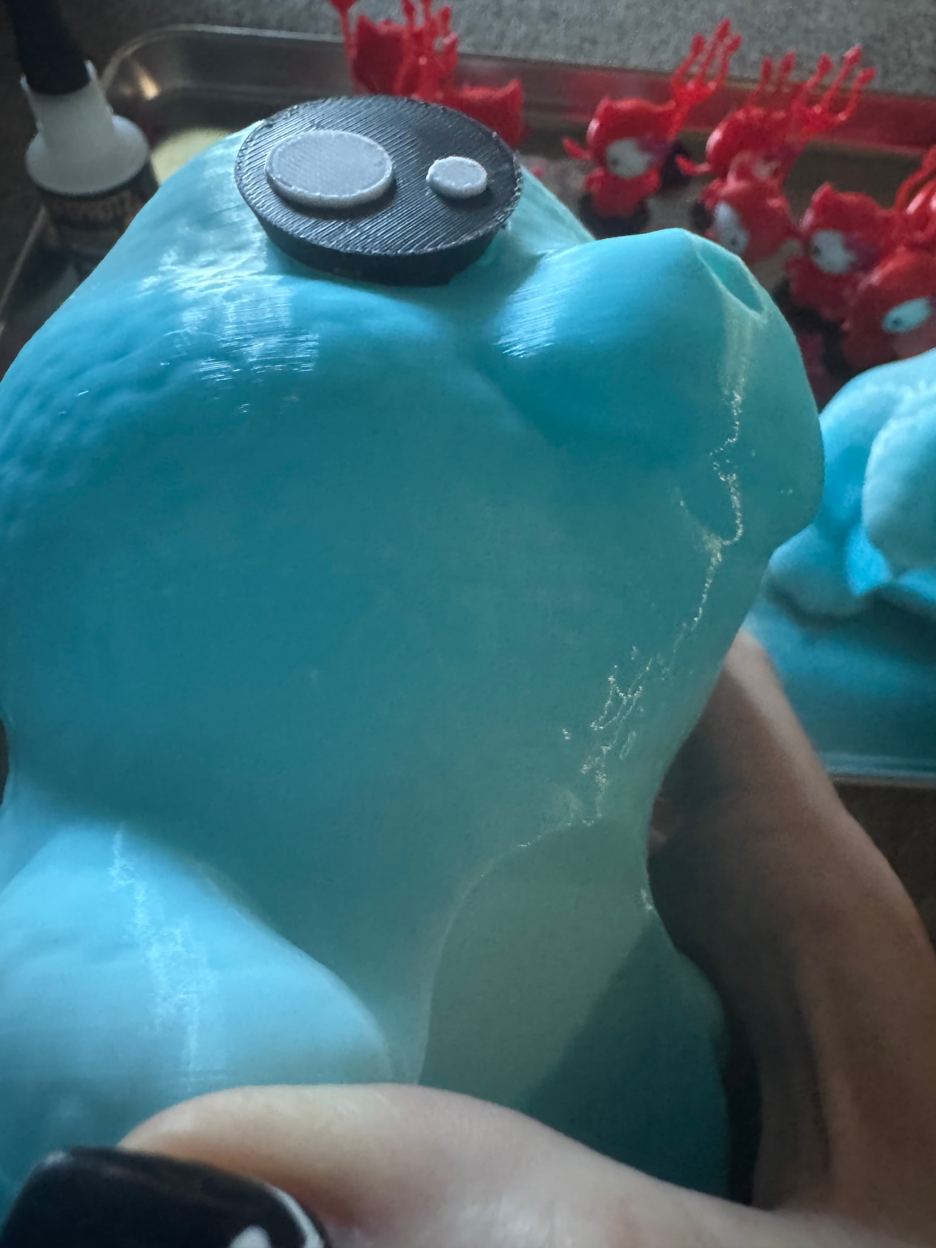 Pieces to the main body do not fit they are too big.