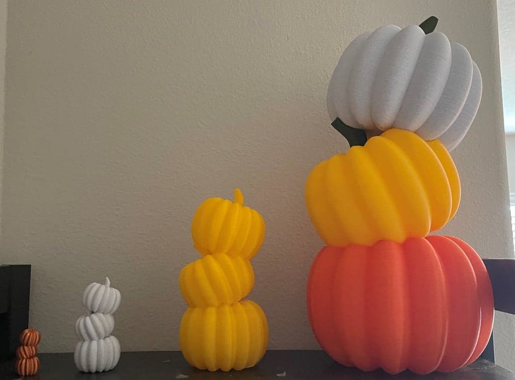 Staggered Pumpkin Stack - Fall/Halloween Decoration 3d model