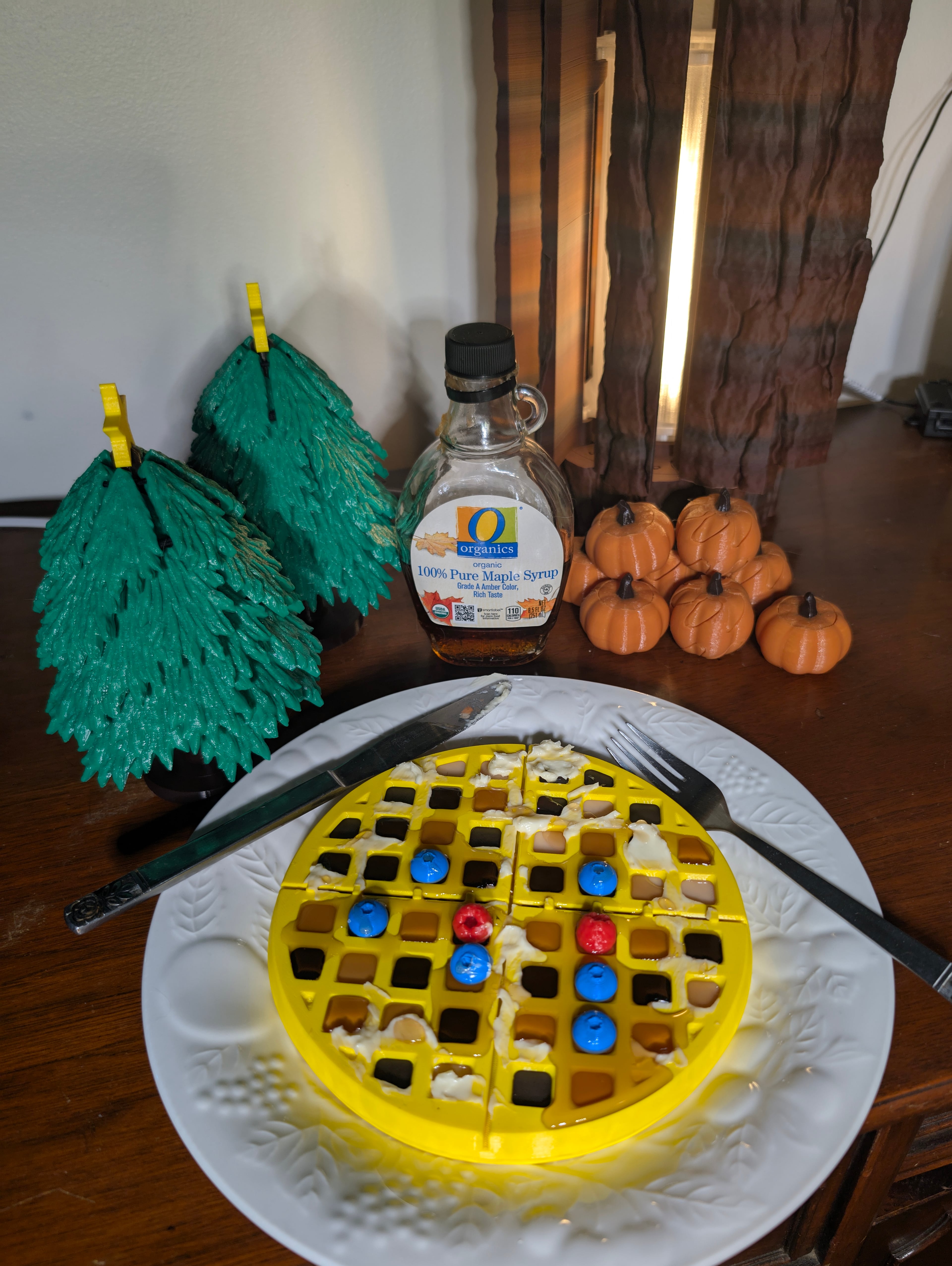 Forgive me ForgeCore, for I have sinned. It has been 3 hours, 7 minutes, and 27 seconds since my last crime against humanity. For the sake of the makes, have mercy upon me.
Made with Cicla antibacterial Amarillo PLA, California Filament Almond, Chocolate Brown, and Candy Red PETG, and Creality Blue PLA