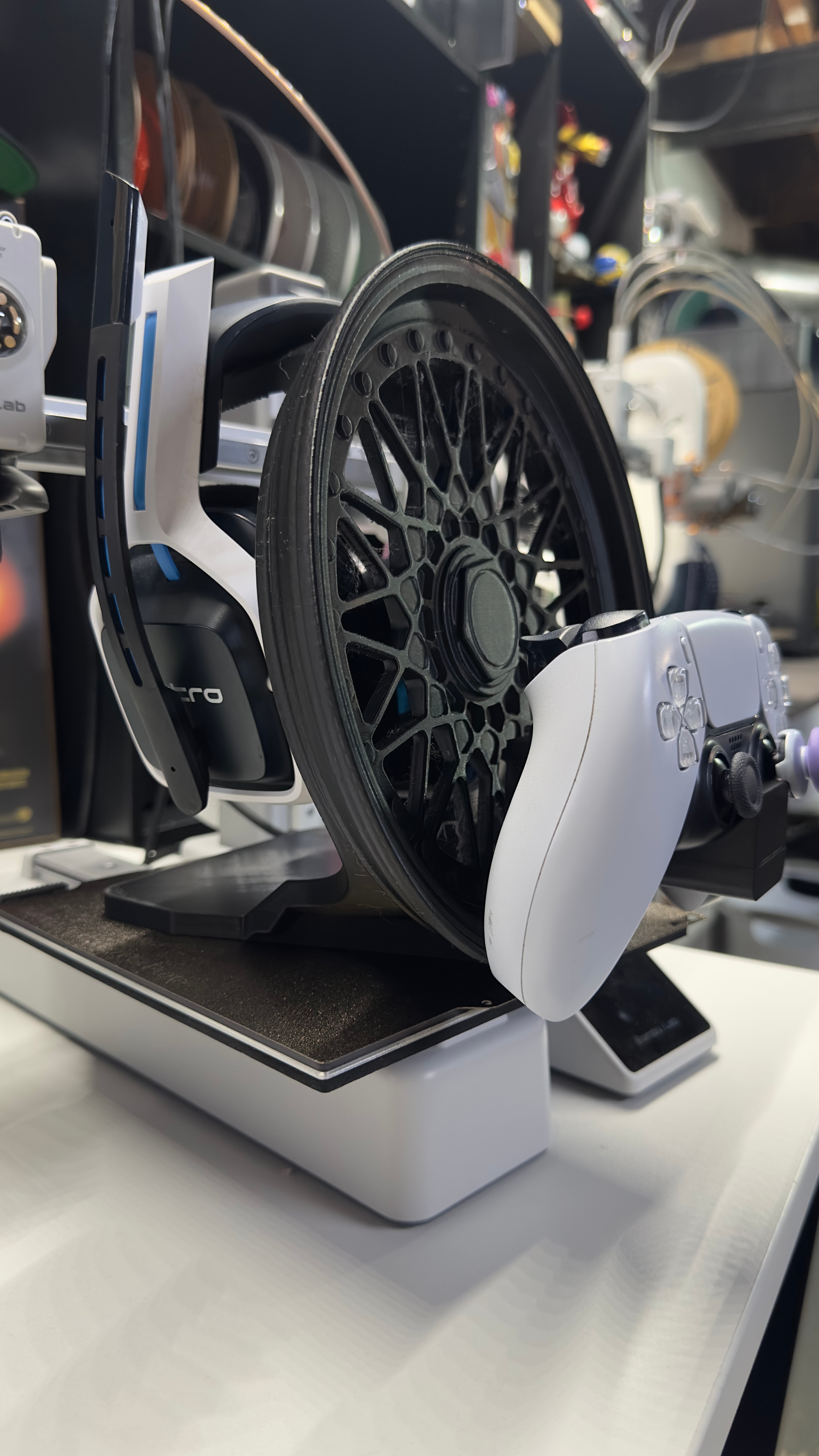 BBS Inspired Headset and Controller Stand - PS5 Charging Edition 3d model