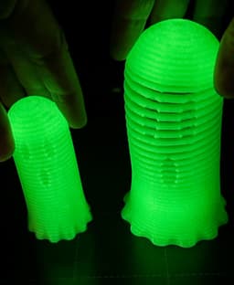 Stretchy, Slinky Ghosts (3 sizes) 3d model